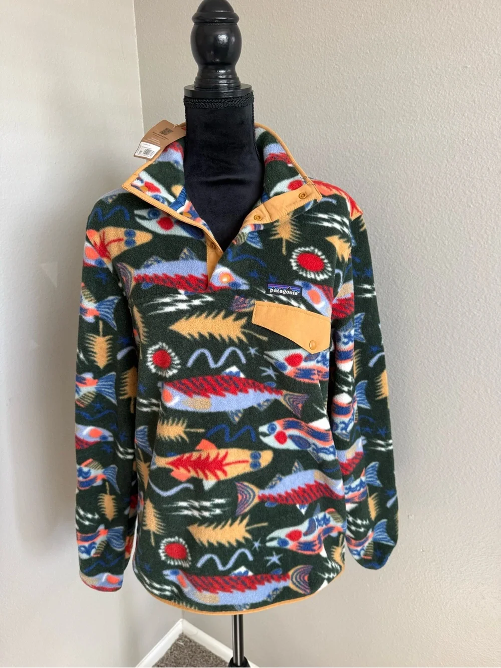 Patagonia Synchilla Pullover in Salmon Energy Small